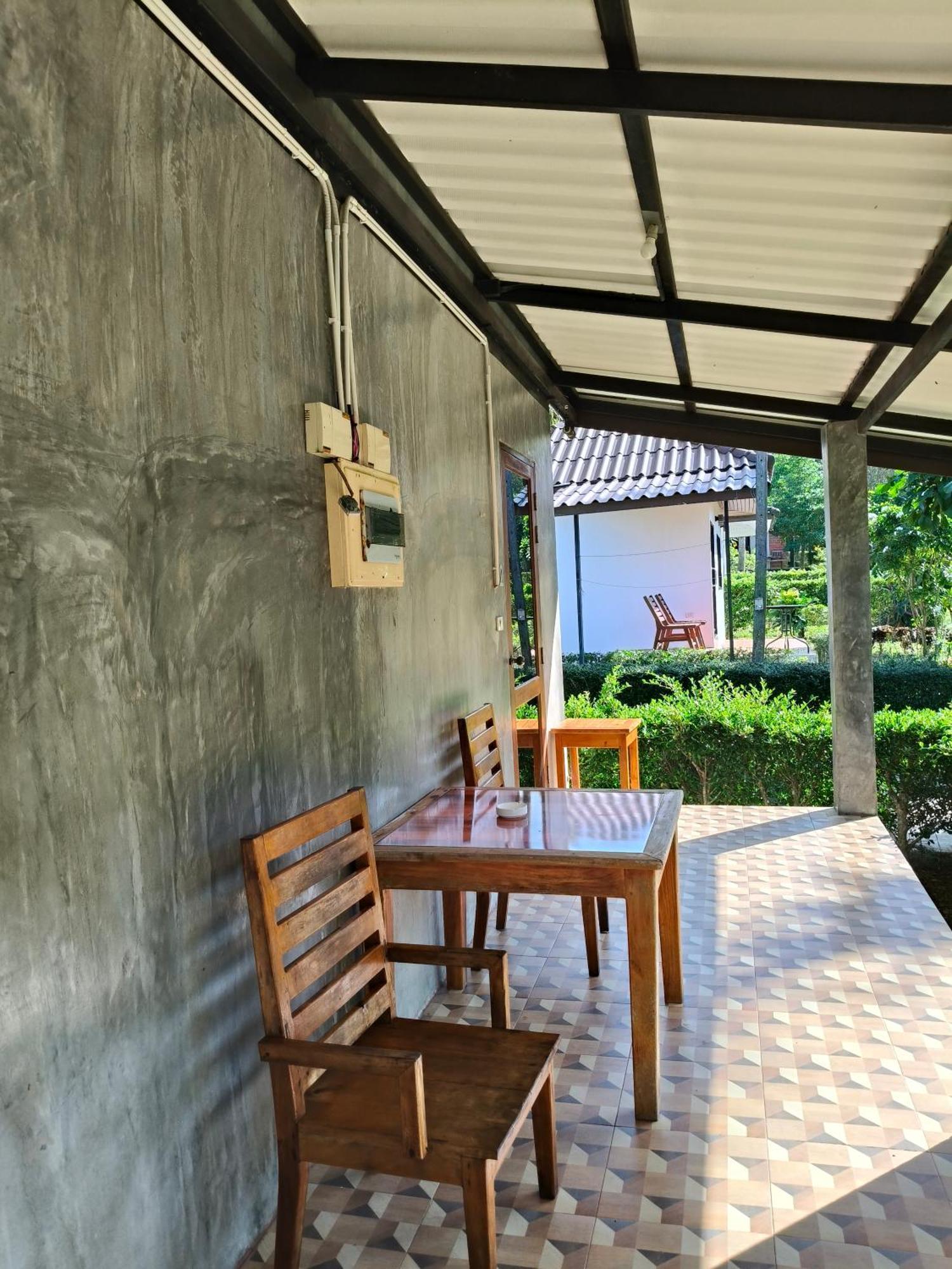 The Lodge At Koh Kood Ko Kut Exteriör bild